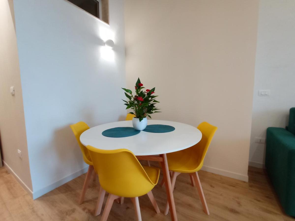 Suites Elifani Marina Трани Экстерьер фото