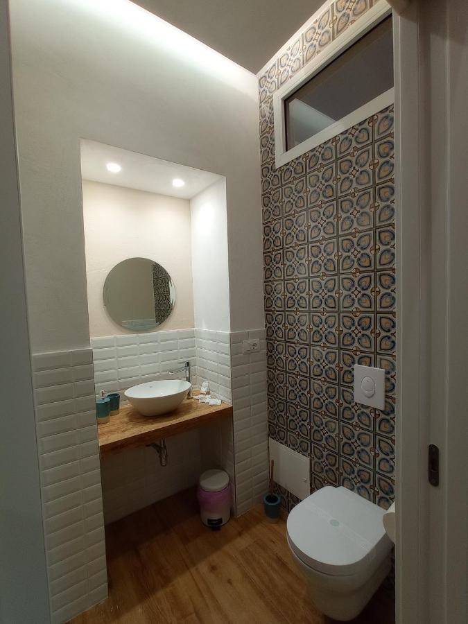 Suites Elifani Marina Трани Экстерьер фото